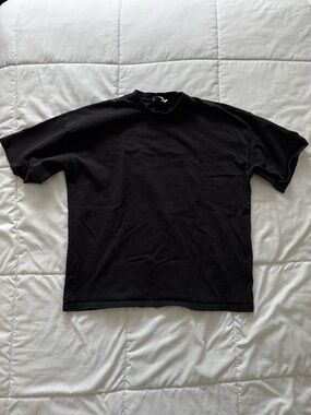 Josefine HJ Nakd Fashion Black Crew Neck Short-Sleeve Shirt